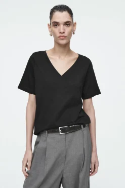 Hot COS 24/7 V-NECK T-SHIRT black