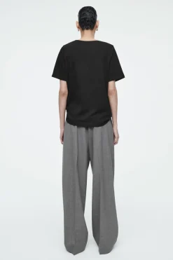 Hot COS 24/7 V-NECK T-SHIRT black