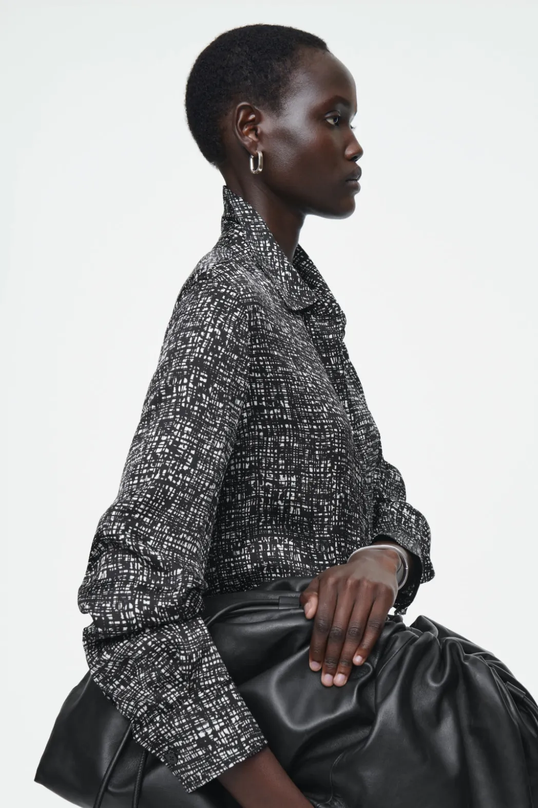 Clearance COS ABSTRACT CHECKED SHIRT DRESS BLACK / CHECKED