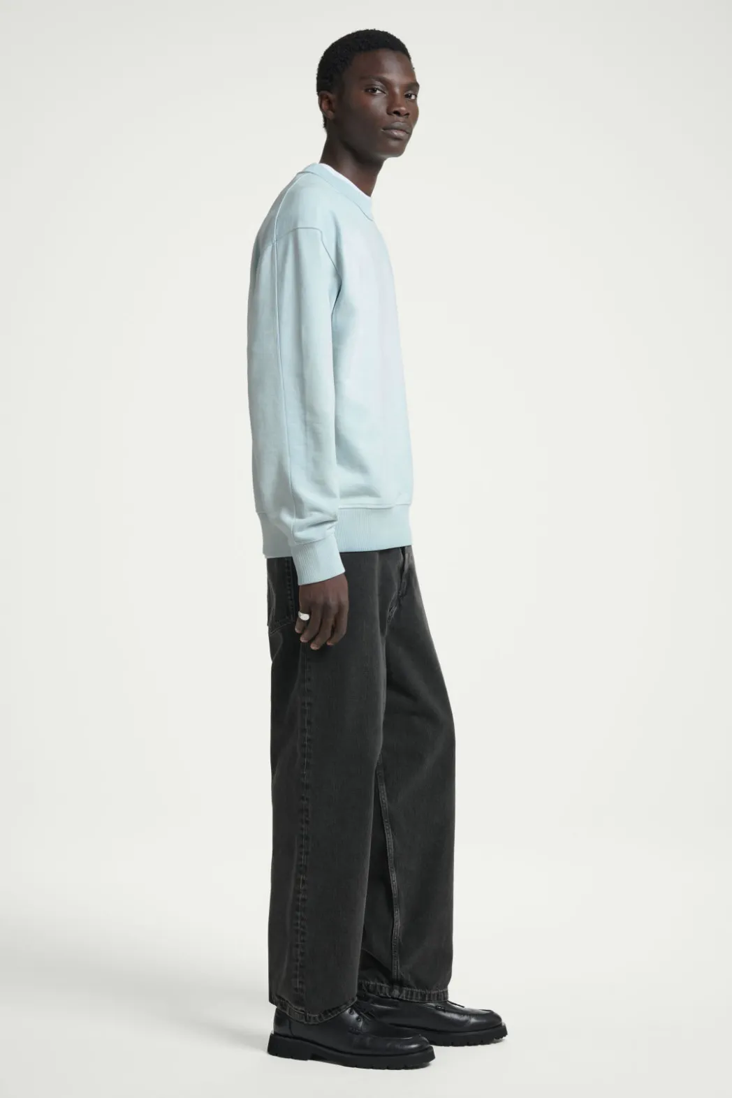 Hot COS ACID-WASH SWEATSHIRT LIGHT BLUE