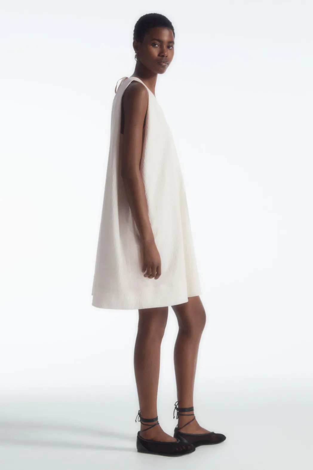 Discount COS A-LINE SLEEVELESS MINI DRESS WHITE
