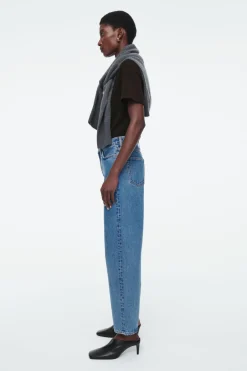 Discount COS ARCH TAPERED JEANS MID BLUE