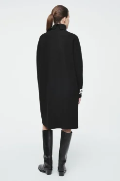 Outlet COS ASYMMETRIC MERINO WOOL DRESS BLACK