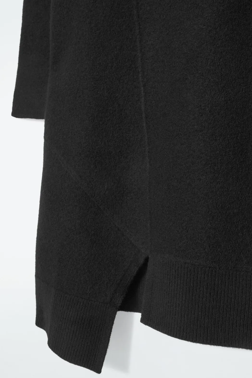 Outlet COS ASYMMETRIC MERINO WOOL DRESS BLACK