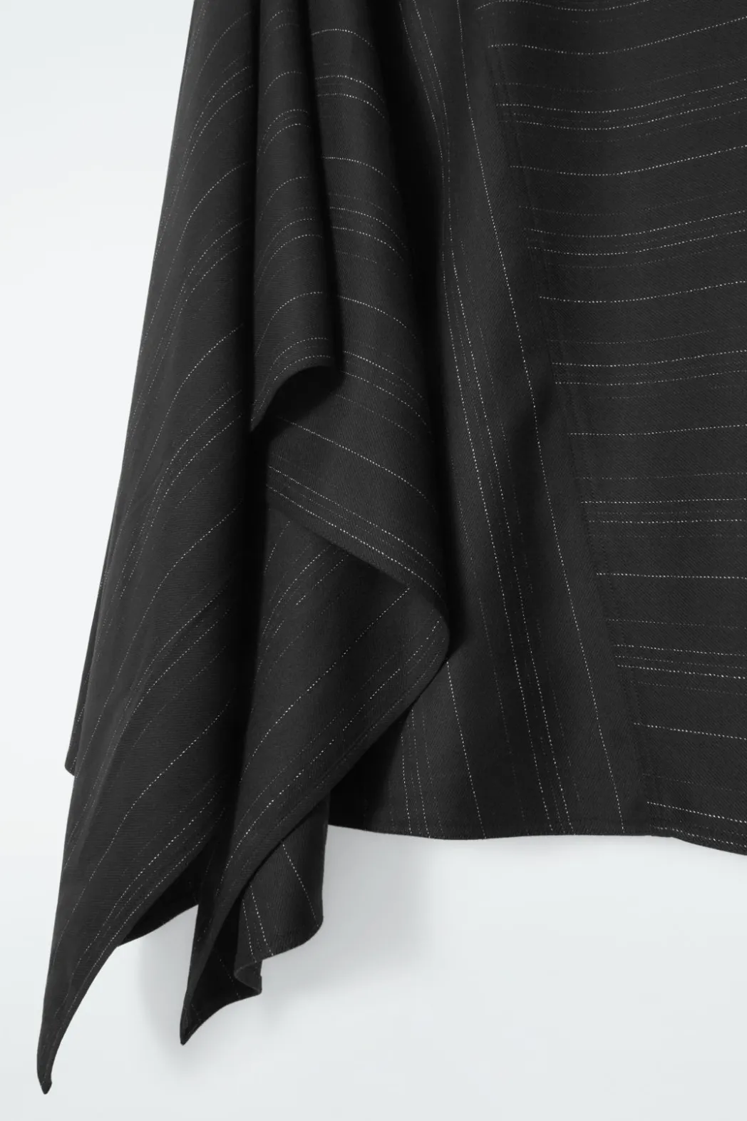 Online COS ASYMMETRIC PINSTRIPED WOOL SKIRT BLACK / PINSTRIPED