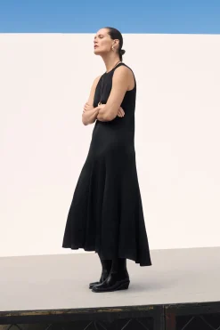 Discount COS ASYMMETRIC TWIST-PANEL MIDI DRESS BLACK