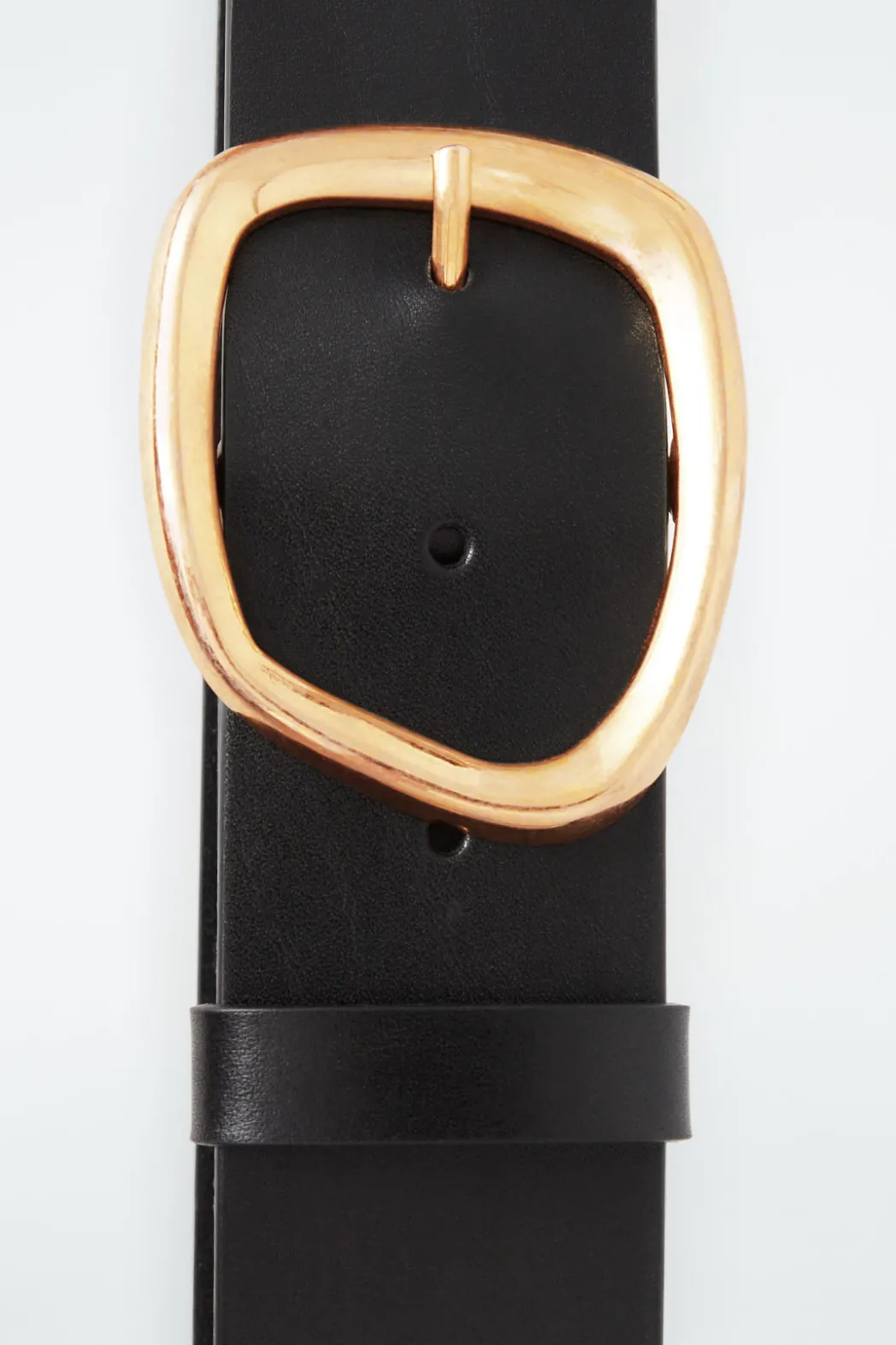 Sale COS ASYMMETRIC-BUCKLE LEATHER BELT BLACK