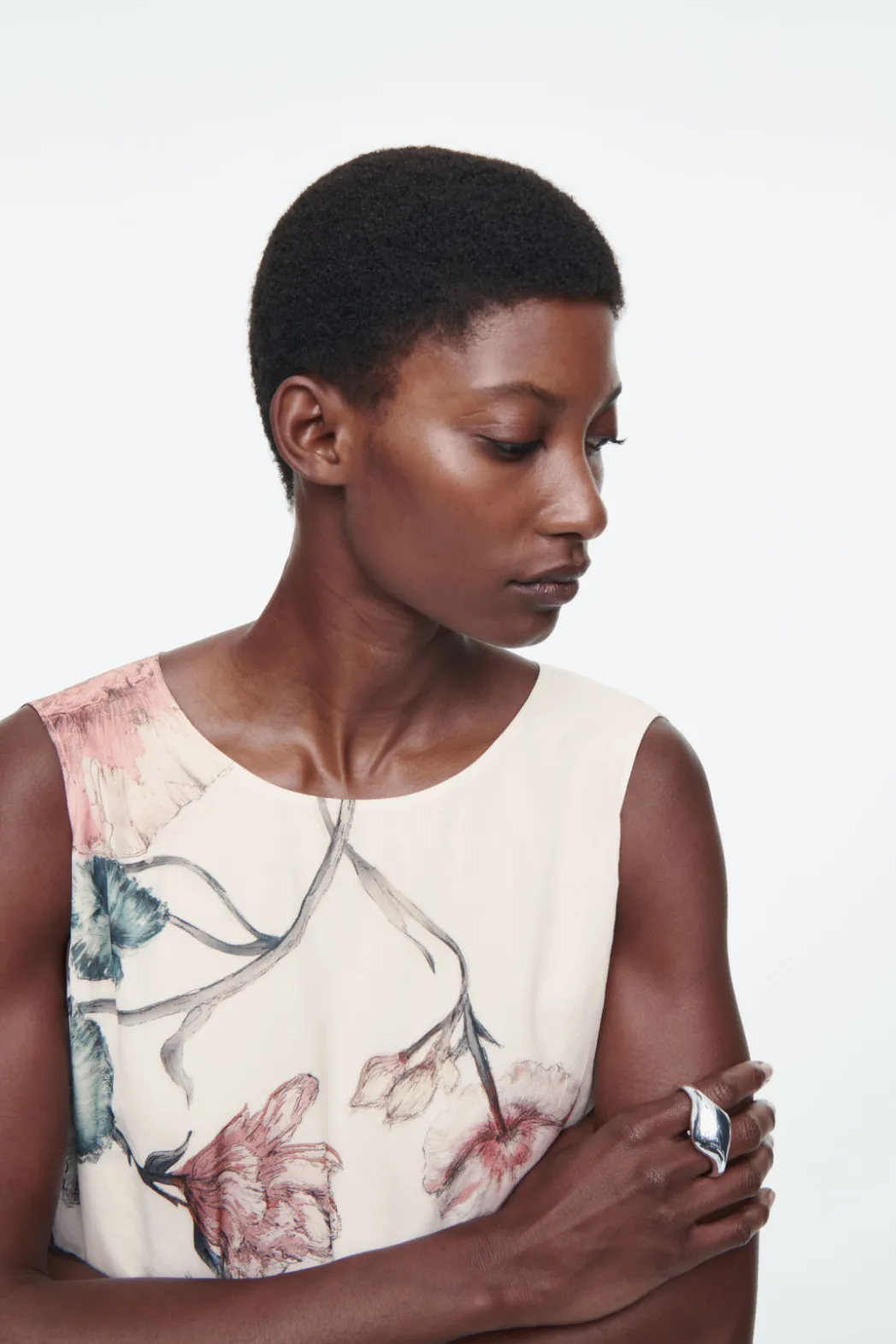 New COS BALLOON SLEEVELESS TOP WHITE / FLORAL