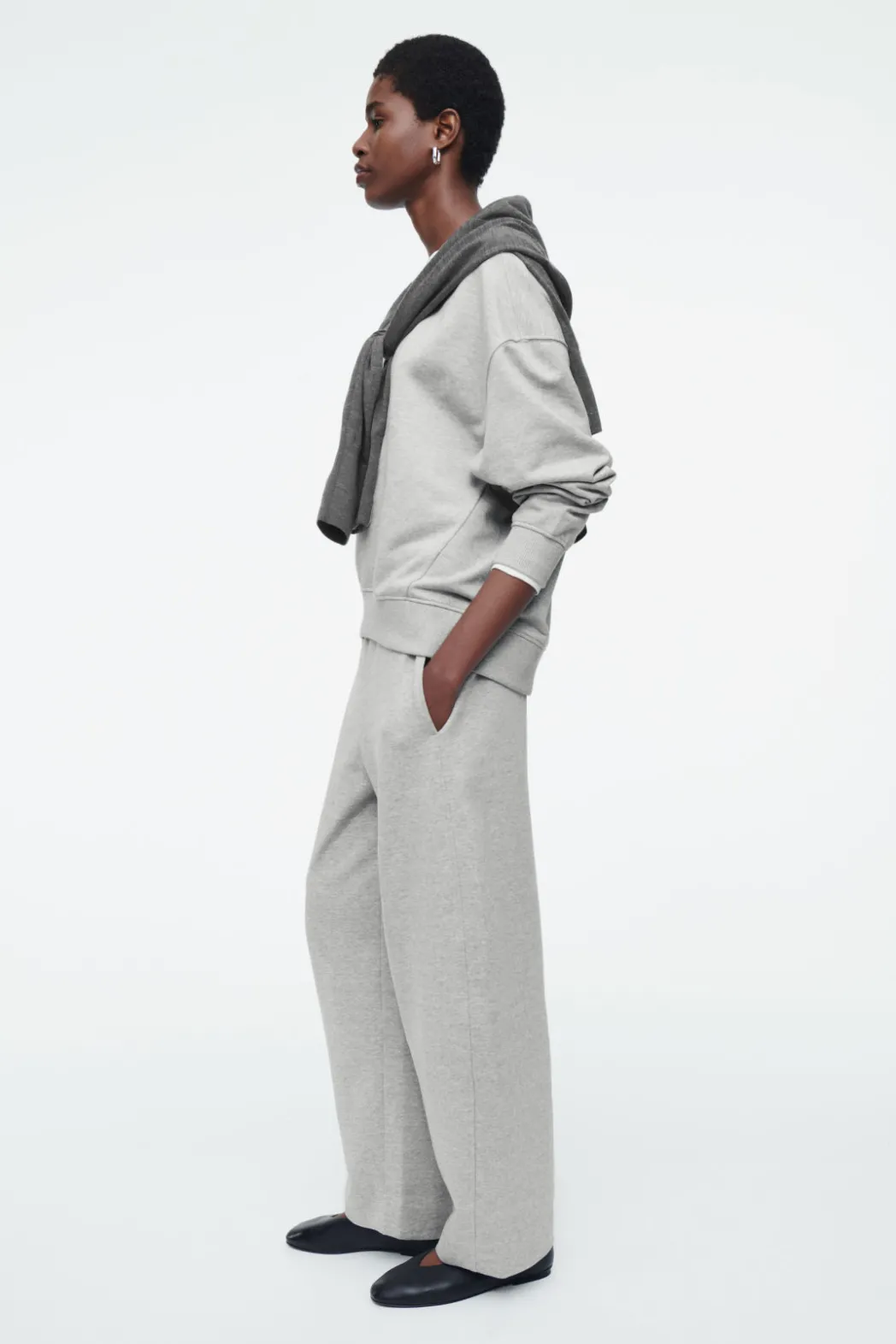 Online COS BARREL-LEG JOGGERS GRAY MÉLANGE
