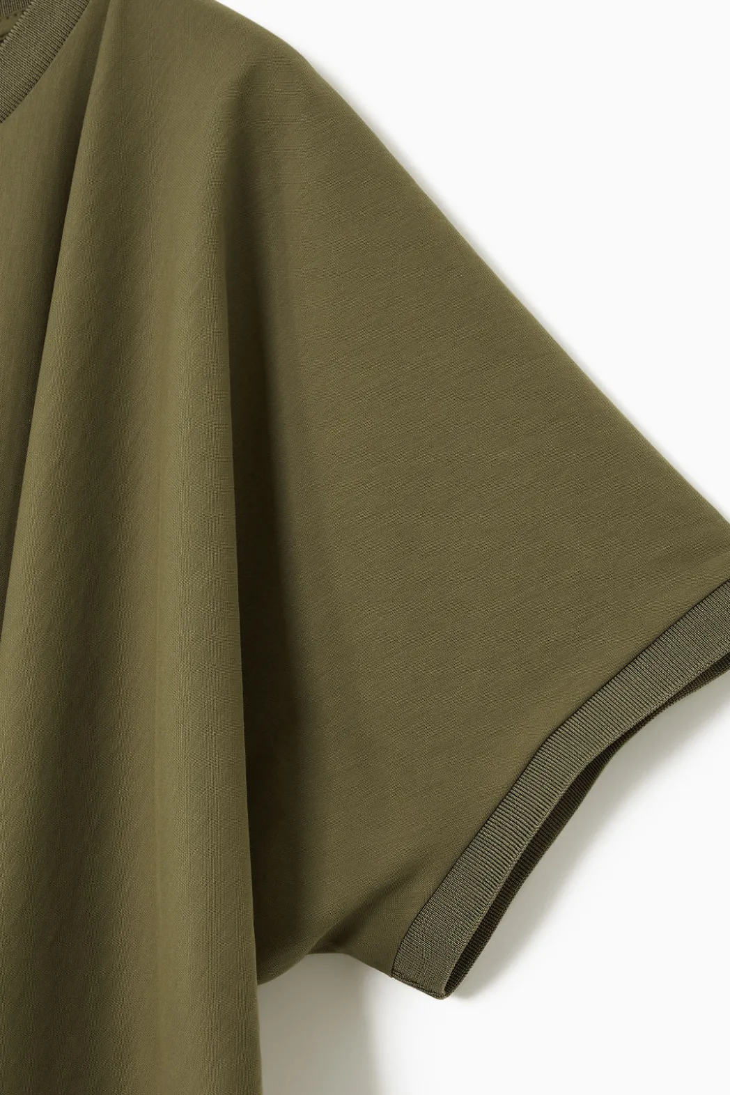 Clearance COS BATWING-SLEEVE T-SHIRT DRESS KHAKI GREEN
