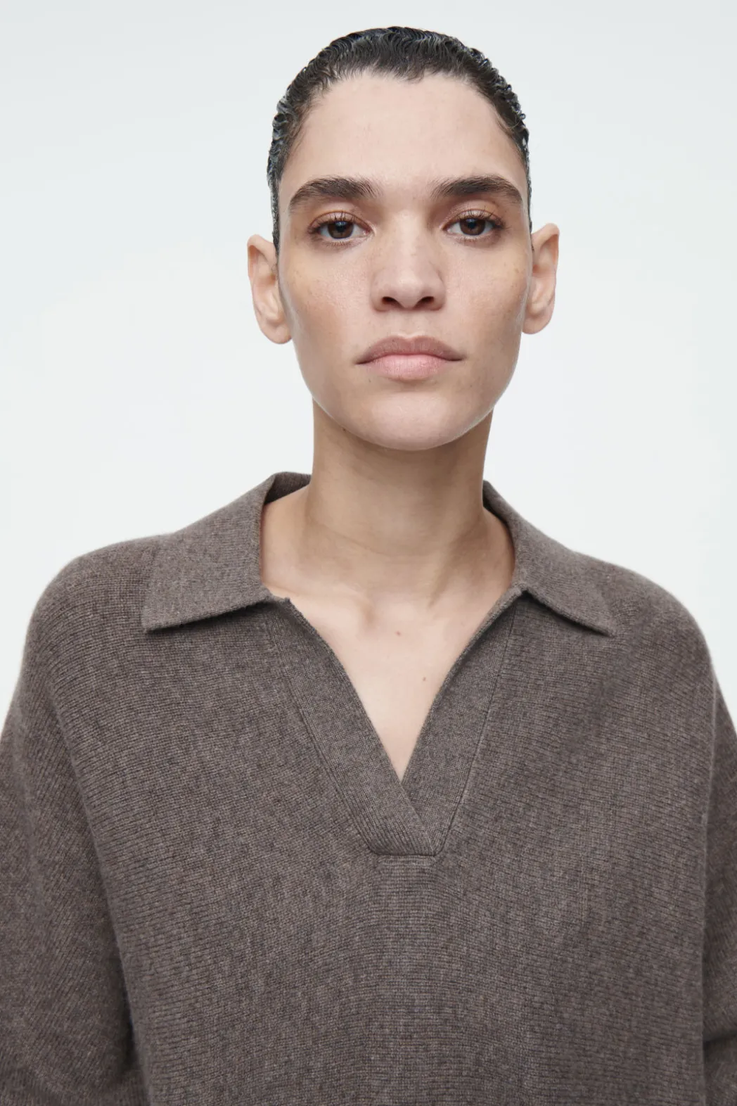 Online COS BATWING-SLEEVE WOOL POLO SWEATER BROWN