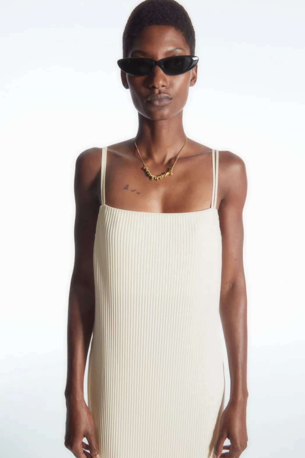 Discount COS BEADED BOX CHAIN NECKLACE GOLD