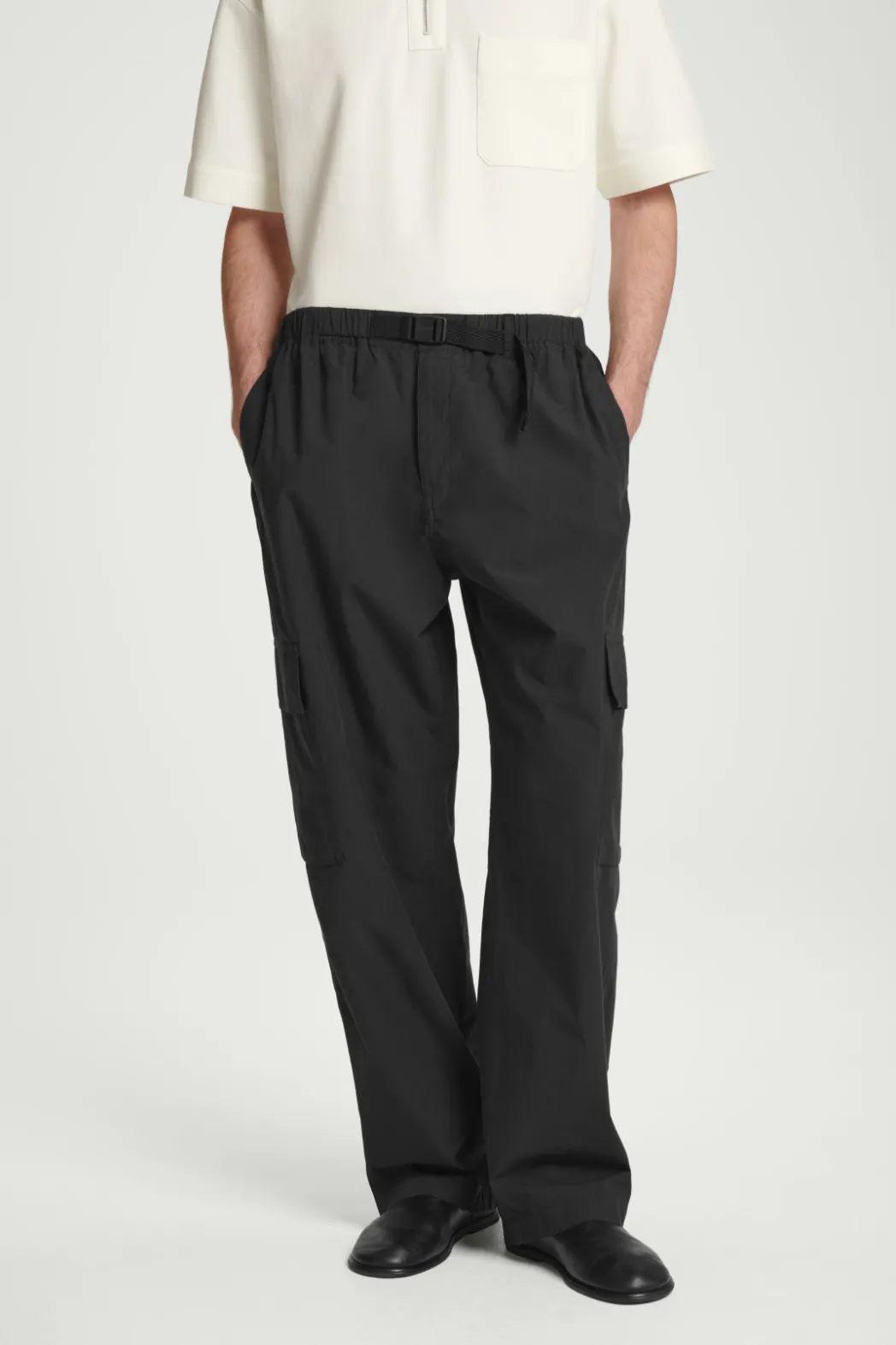 Discount COS BELTED TECHNICAL COTTON CARGO PANTS BLACK
