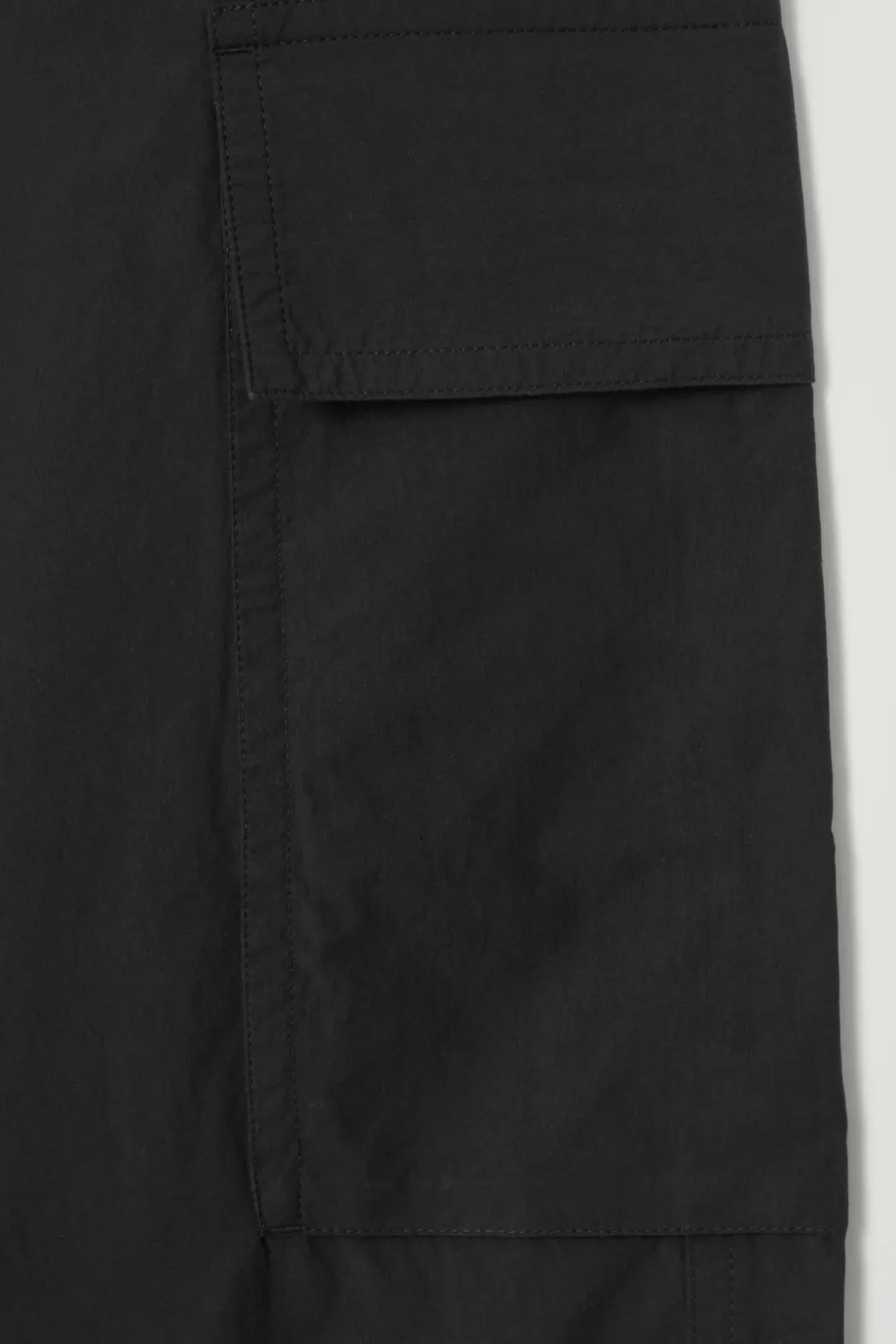 Discount COS BELTED TECHNICAL COTTON CARGO PANTS BLACK