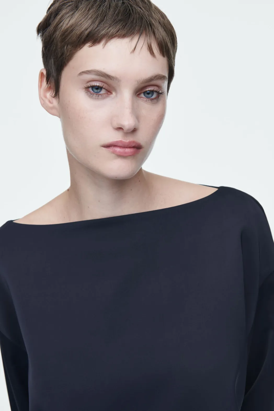 Online COS BOAT-NECK MINI DRESS NAVY