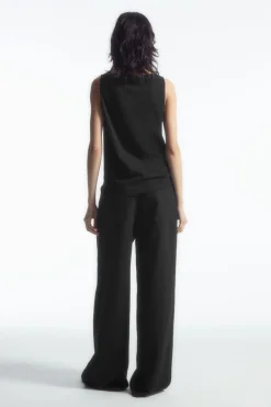 Online COS BOAT-NECK TANK TOP BLACK