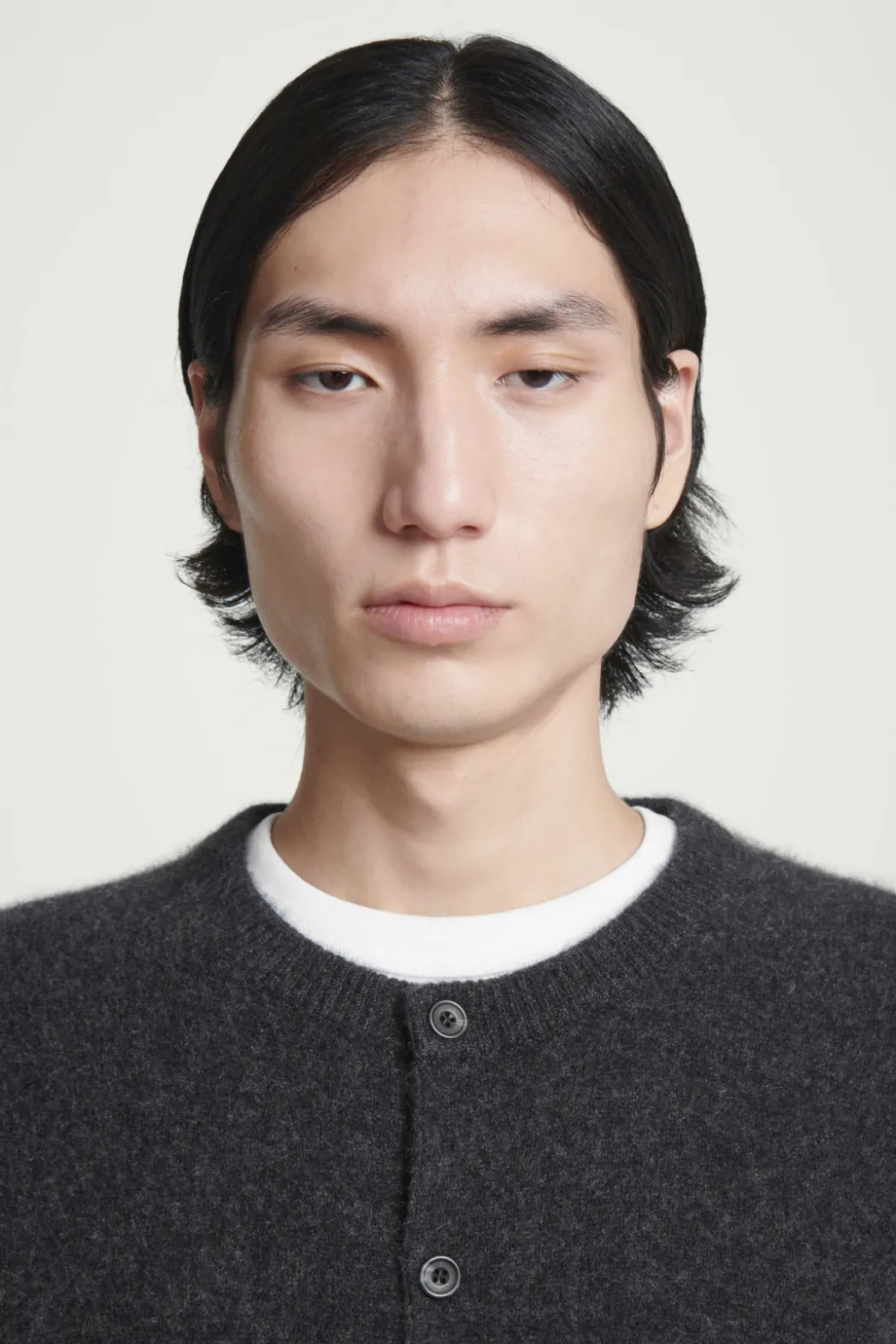 Hot COS BOILED-CASHMERE CREW-NECK CARDIGAN CHARCOAL MÉLANGE