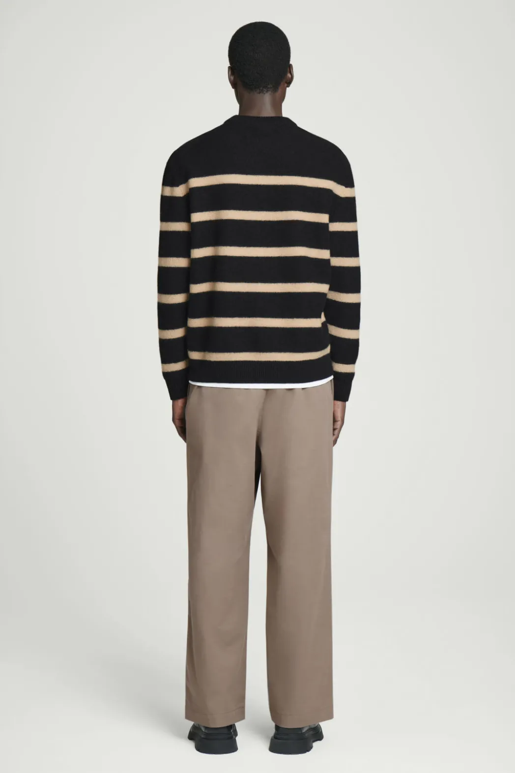 COS BOILED-WOOL CREW-NECK SWEATER BLACK / BEIGE / STRIPED