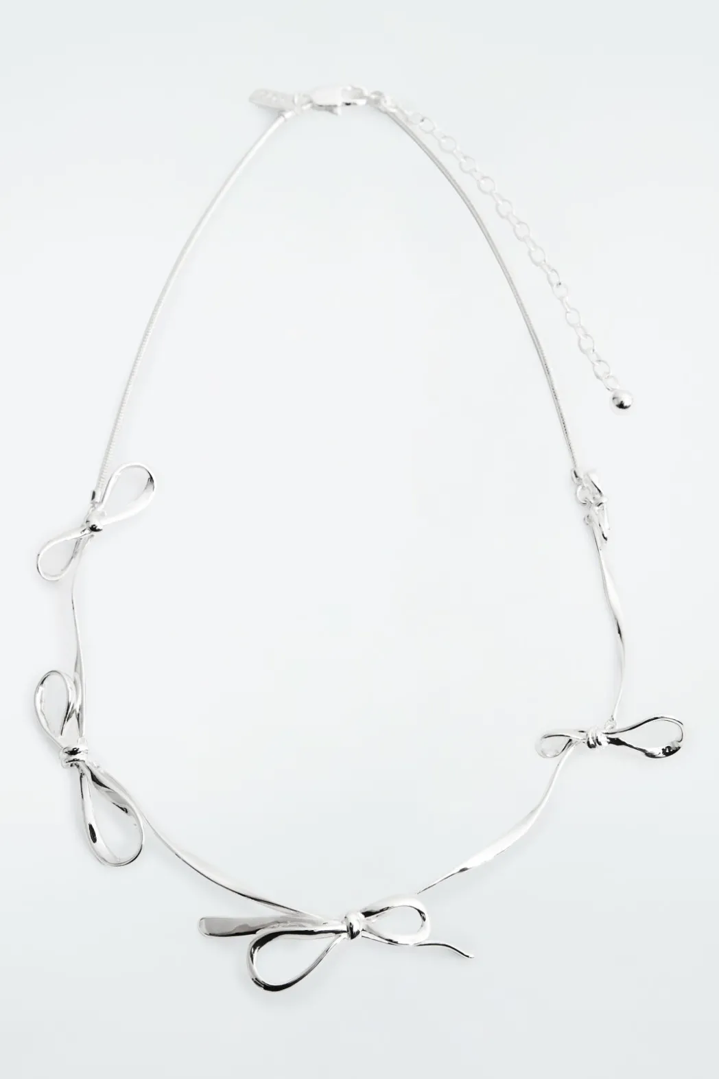 Clearance COS BOW SNAKE-CHAIN NECKLACE SILVER