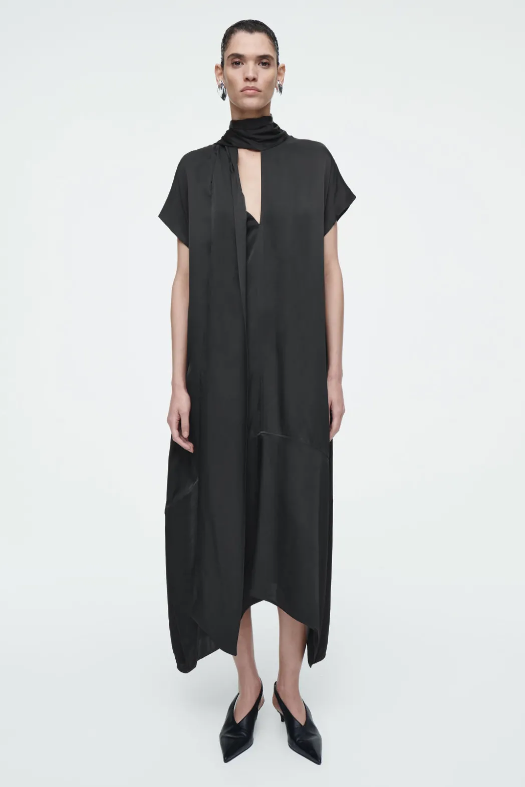 COS BOW-DETAIL ASYMMETRIC MIDI DRESS BLACK