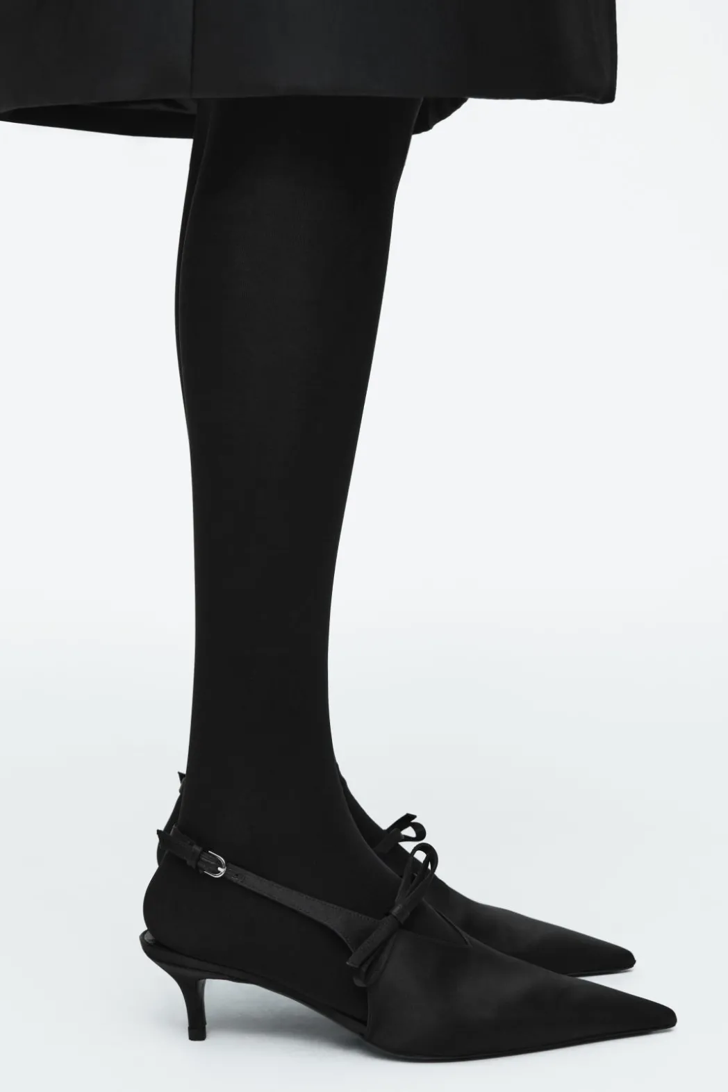 Outlet COS BOW-DETAIL POINTED SATIN SLINGBACK PUMPS BLACK