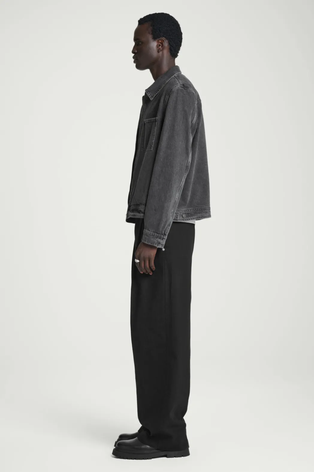 New COS BOXY DENIM ZIP-UP JACKET WASHED BLACK
