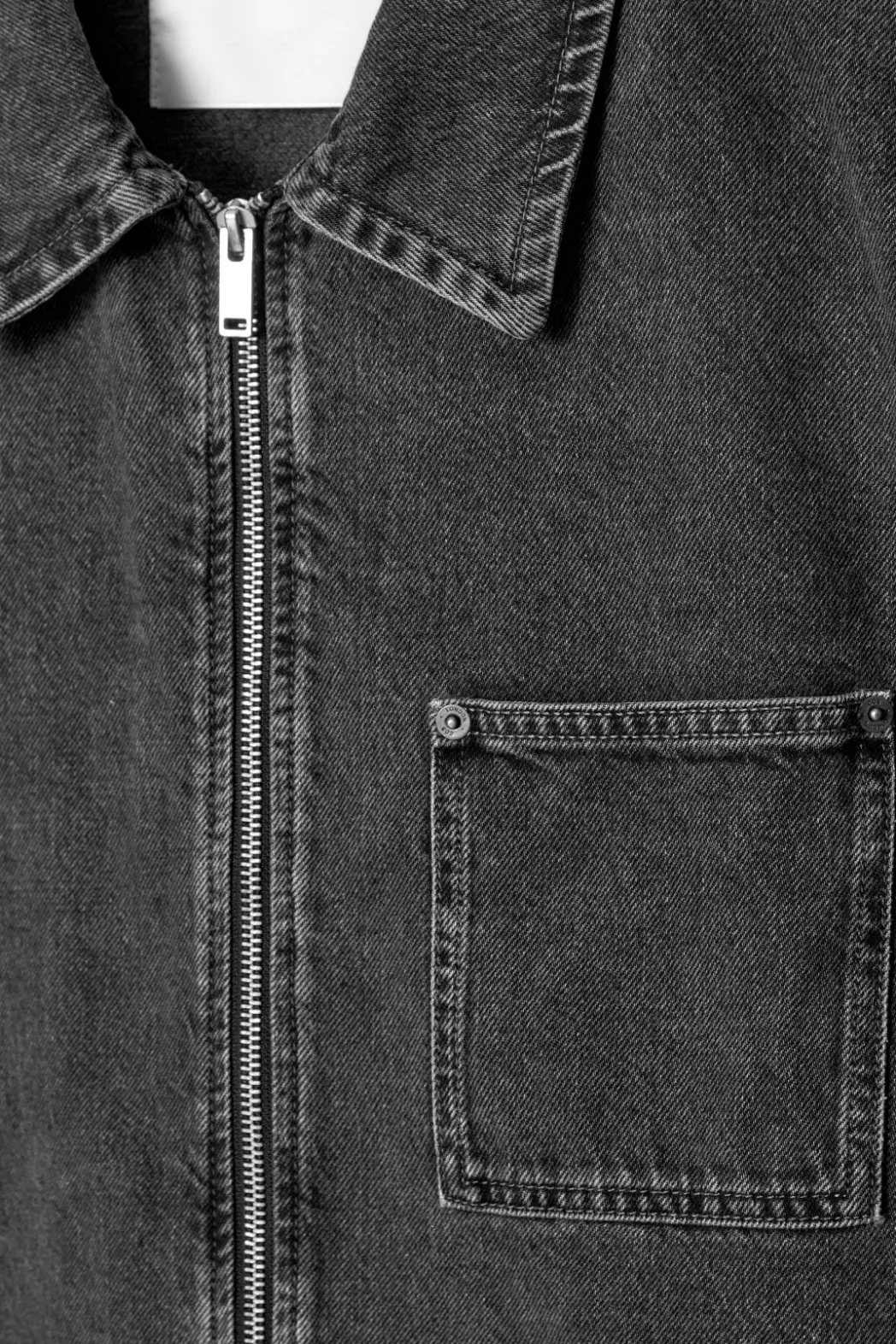 New COS BOXY DENIM ZIP-UP JACKET WASHED BLACK