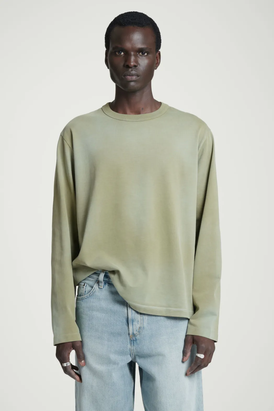 Clearance COS BOXY HEAVYWEIGHT LONG-SLEEVED T-SHIRT KHAKI