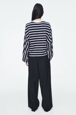 New COS BOXY LONG-SLEEVED T-SHIRT NAVY / OFF-WHITE / STRIPED