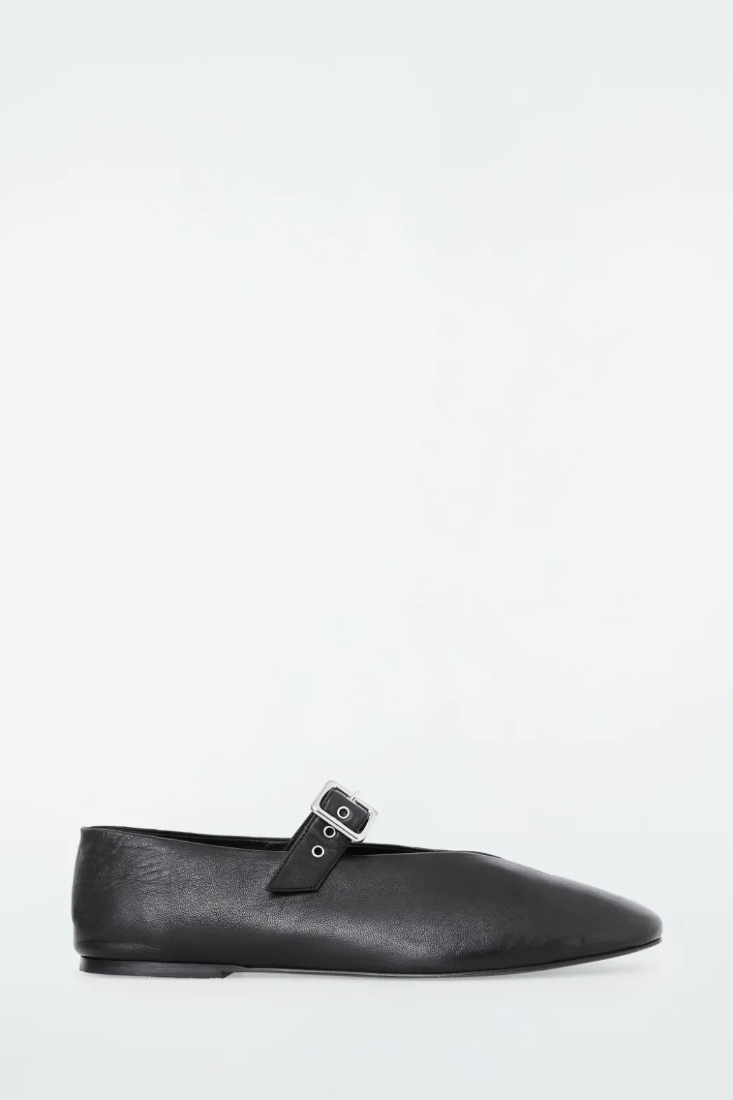 Sale COS BUCKLED BALLET FLATS BLACK