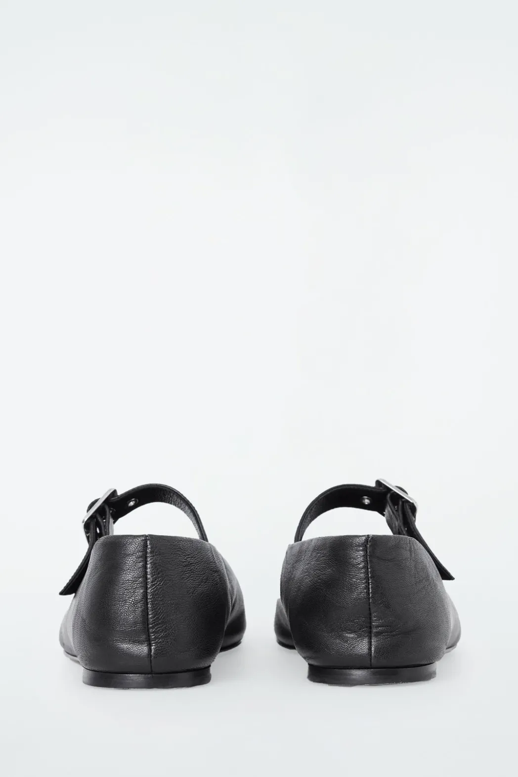 Sale COS BUCKLED BALLET FLATS BLACK