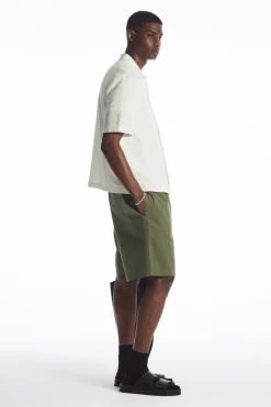 COS BUCKLED UTILITY SHORTS KHAKI BROWN