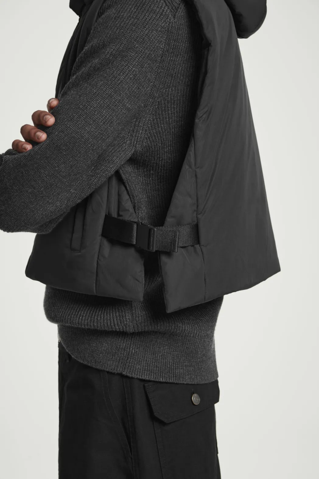 New COS BUCKLED-SIDE PADDED HOODED VEST BLACK