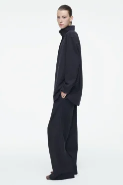 Sale COS BUTTONED FUNNEL-NECK TOP NAVY