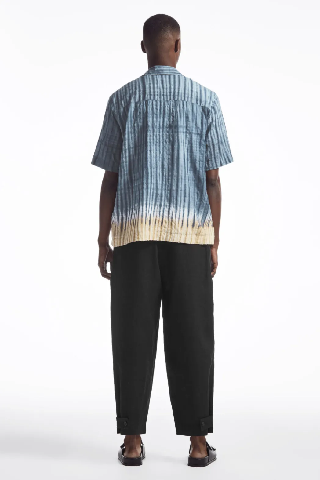 COS CAMP-COLLAR SHORT-SLEEVED SHIRT BLUE / BEIGE