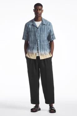 COS CAMP-COLLAR SHORT-SLEEVED SHIRT BLUE / BEIGE