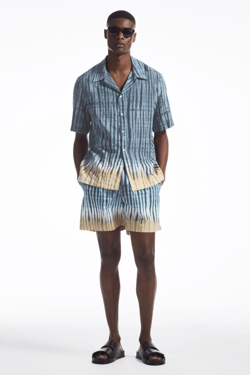 COS CAMP-COLLAR SHORT-SLEEVED SHIRT BLUE / BEIGE