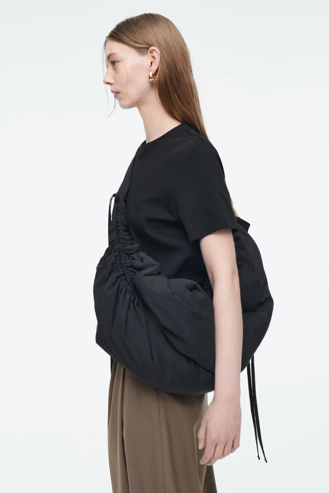 New COS CANOPY OVERSIZED CROSSBODY - NYLON BLACK