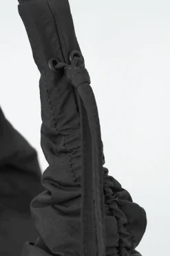 New COS CANOPY OVERSIZED CROSSBODY - NYLON BLACK
