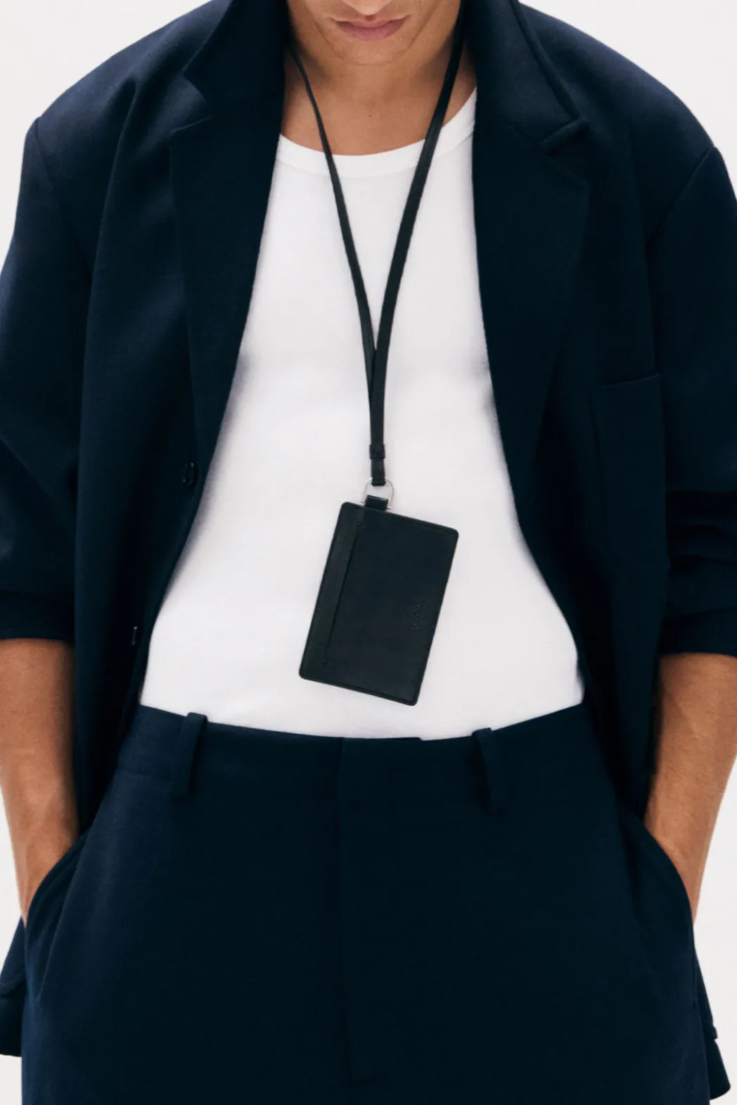 Sale COS CARDHOLDER LANYARD - LEATHER BLACK