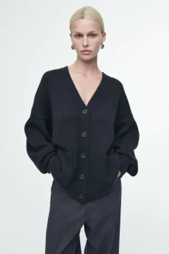 Clearance COS CHUNKY CASHMERE-BLEND CARDIGAN NAVY
