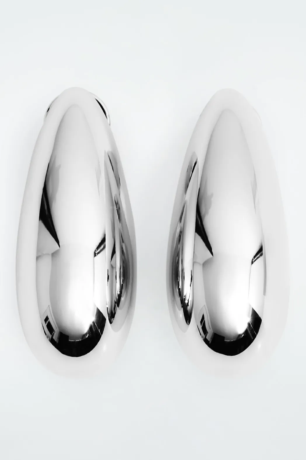 Clearance COS CHUNKY DROPLET EARRINGS SILVER