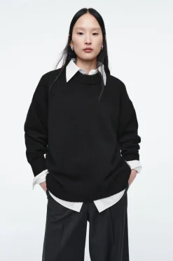 Outlet COS CHUNKY PURE CASHMERE CREW-NECK SWEATER BLACK