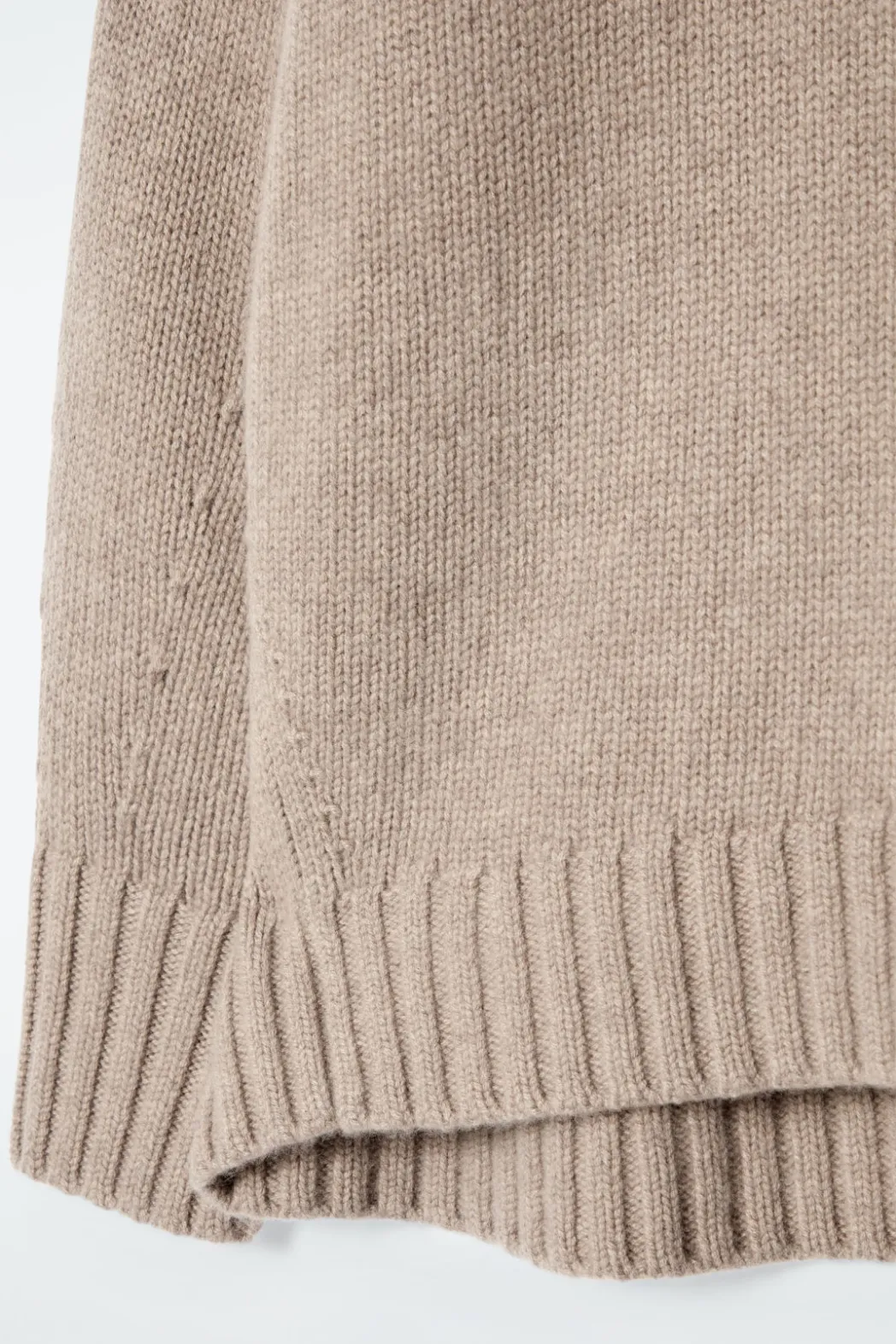 New COS CHUNKY PURE CASHMERE CREW-NECK SWEATER BEIGE