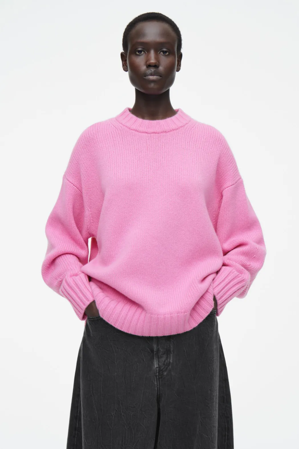 Best COS CHUNKY PURE CASHMERE CREW-NECK SWEATER PINK