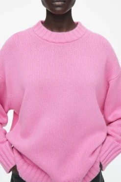 Best COS CHUNKY PURE CASHMERE CREW-NECK SWEATER PINK