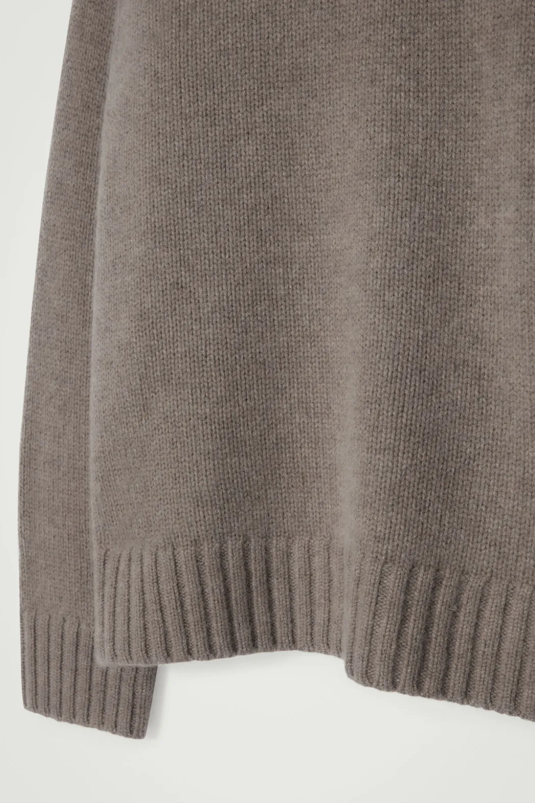 Best COS CHUNKY PURE CASHMERE SWEATER BEIGE