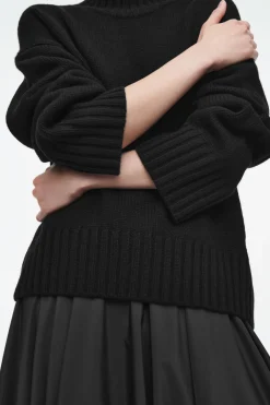 Outlet COS CHUNKY PURE CASHMERE TURTLENECK SWEATER BLACK