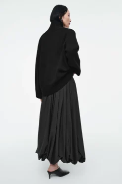 Outlet COS CHUNKY PURE CASHMERE TURTLENECK SWEATER BLACK