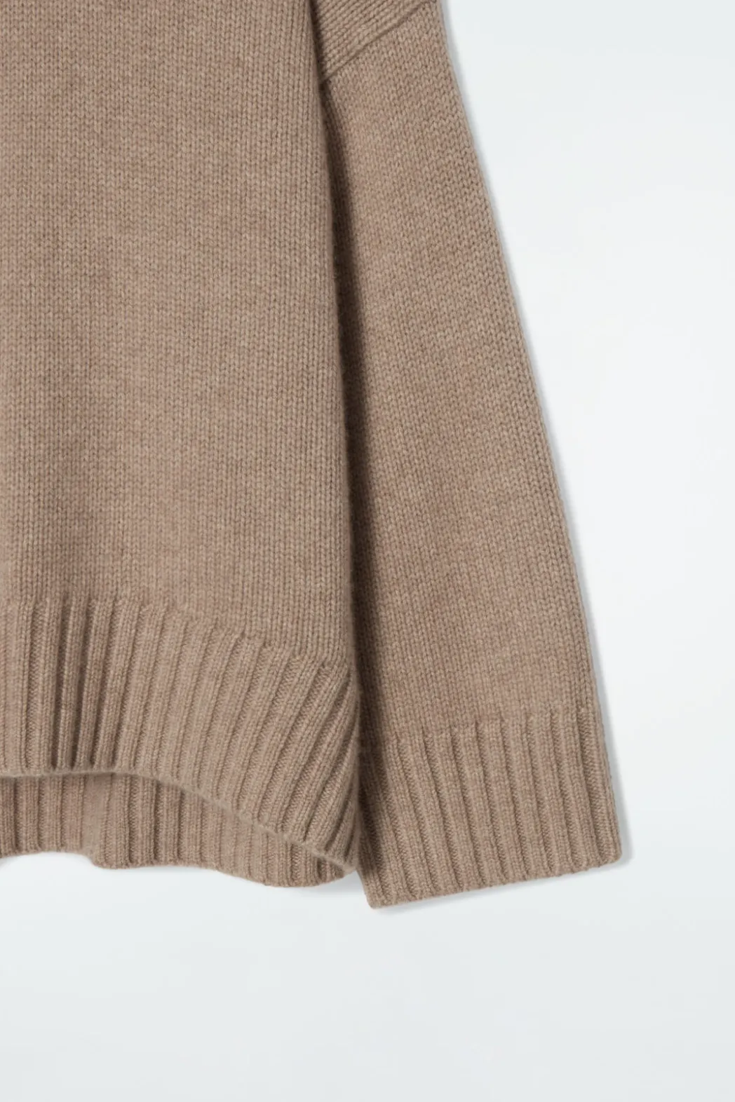Sale COS CHUNKY PURE CASHMERE TURTLENECK SWEATER UNDYED